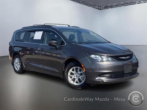2021 Chrysler Voyager LXI