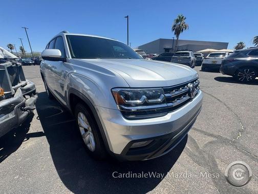 Reflex Silver Metallic 2019 Volkswagen Atlas 3.6L SE