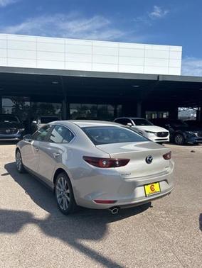 2024 Mazda Mazda3 FWD w/Preferred Package