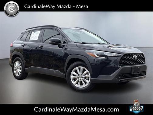 2024 Toyota Corolla Cross LE
