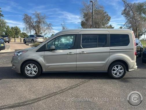 2016 Ford Transit Connect Titanium w/Rear Liftgate