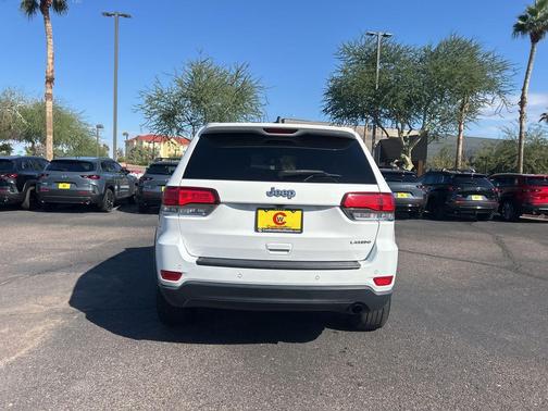 2020 Jeep Grand Cherokee Laredo