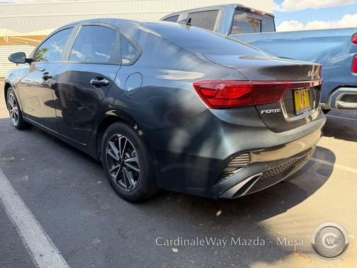Gravity Gray 2023 Kia Forte LXS