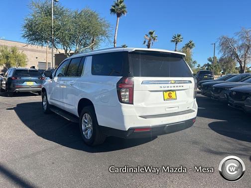 2023 Chevrolet Suburban LT