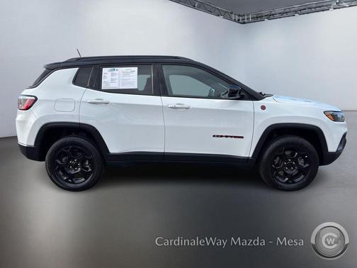 2023 Jeep Compass Trailhawk