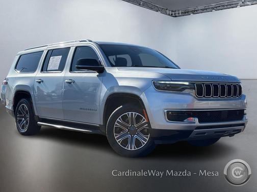 2023 Jeep Wagoneer L Series II 4x2