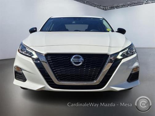 2021 Nissan Altima SR FWD