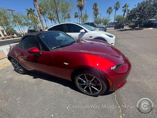 Soul Red Crystal Metallic 2022 Mazda MX-5 Miata Grand Touring