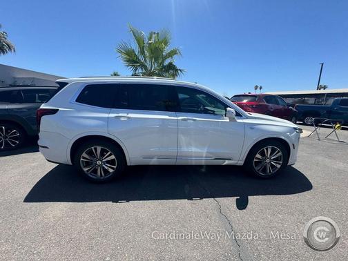 Crystal White Tricoat 2021 Cadillac XT6 Premium Luxury FWD