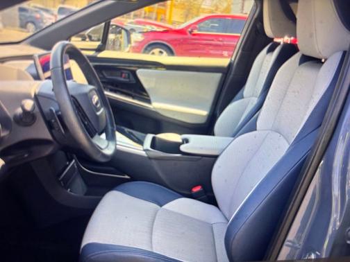 Harbor Mist Gray Pearl 2023 Subaru Solterra Limited