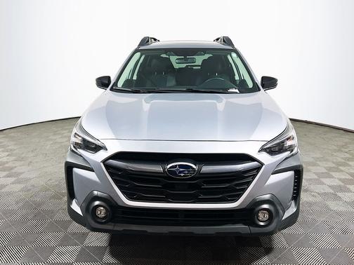 Ice Silver Metallic 2025 Subaru Outback Premium