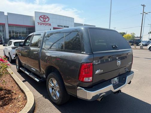 Granite Crystal Metallic Clearcoat 2016 RAM 1500 Big Horn