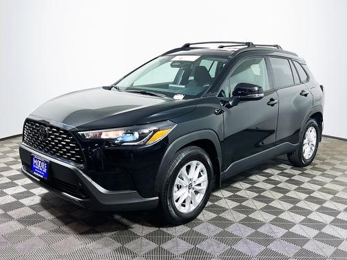 Jet Black 2025 Toyota Corolla Cross LE
