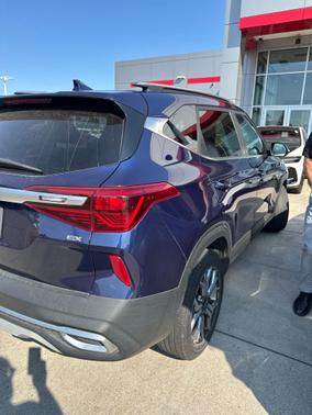 Dark Ocean Blue 2021 Kia Seltos EX
