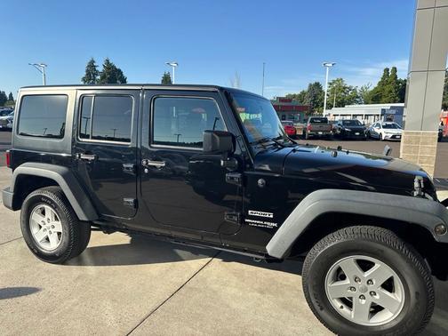 Black Clearcoat 2018 Jeep Wrangler JK Unlimited Sport