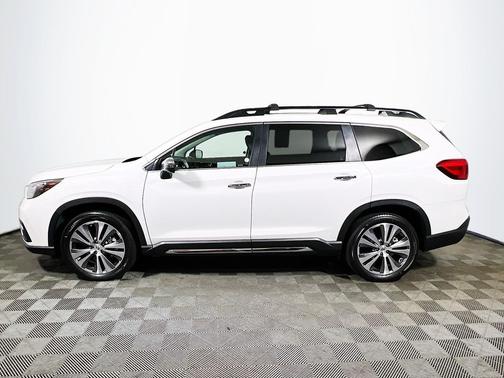 Crystal White Pearl 2022 Subaru Ascent Touring