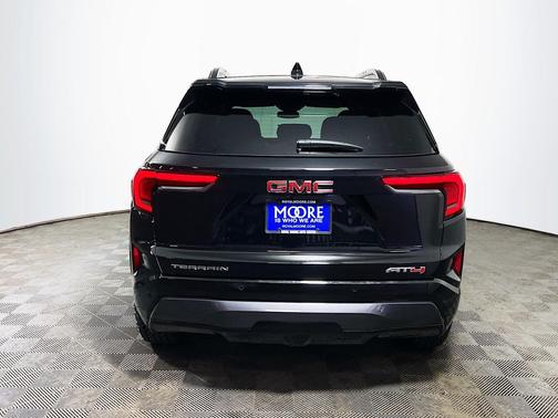 Ebony Twilight Metallic 2026 GMC Terrain AT4