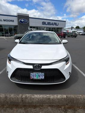 White 2022 Toyota Corolla LE