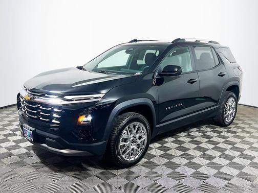 Mosaic Black Metallic 2025 Chevrolet Equinox LT