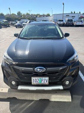 Crystal Black Silica 2025 Subaru Outback Limited