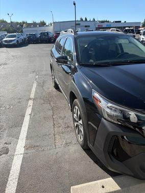 Crystal Black Silica 2025 Subaru Outback Limited