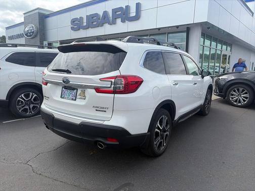 Crystal White Pearl 2024 Subaru Ascent Touring
