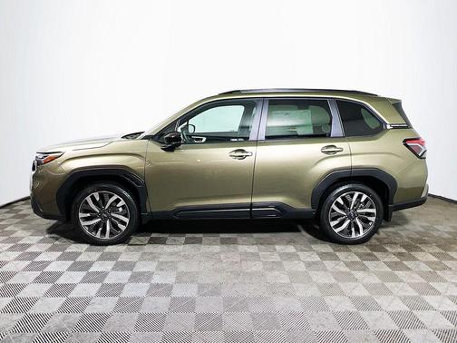 Autumn Green Metallic 2026 Subaru Forester Touring