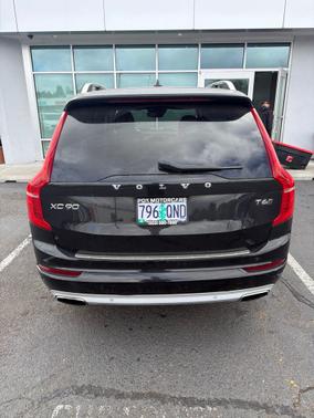 Onyx Black Metallic 2016 Volvo XC90 T6 Momentum