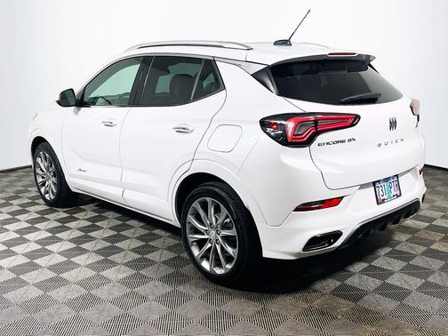 White Frost Tricoat 2024 Buick Encore GX Avenir