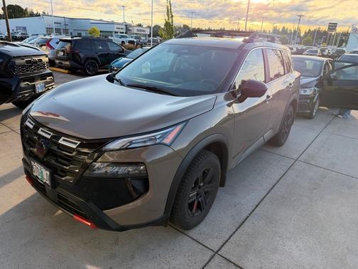 Baja Storm Metallic 2025 Nissan Rogue Rock Creek
