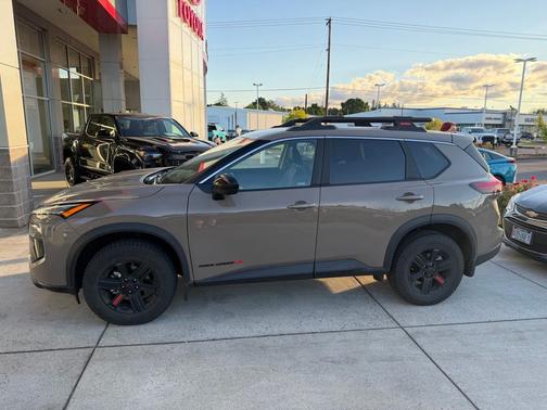 Baja Storm Metallic 2025 Nissan Rogue Rock Creek