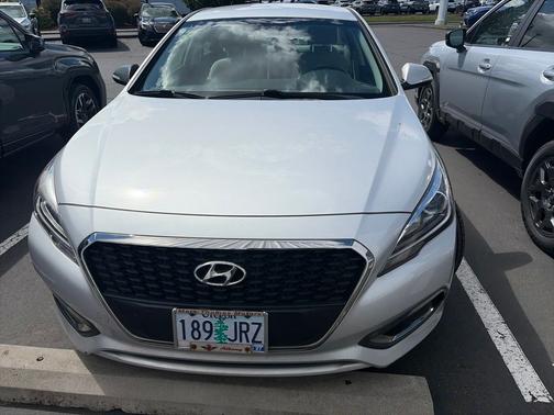 Starlight Silver 2016 Hyundai SONATA Hybrid SE