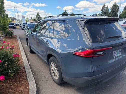 Storm Cloud 2024 Toyota Grand Highlander XLE