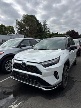 Wind Chill Pearl/Midnight Black Metallic 2024 Toyota RAV4 Prime XSE