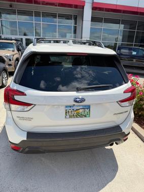 Crystal White Pearl 2020 Subaru Forester Limited