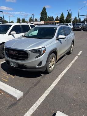 Quicksilver Metallic 2018 GMC Terrain SLE