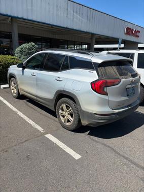 Quicksilver Metallic 2018 GMC Terrain SLE