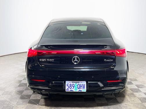Obsidian Black Metallic 2022 Mercedes-Benz EQS 580 580