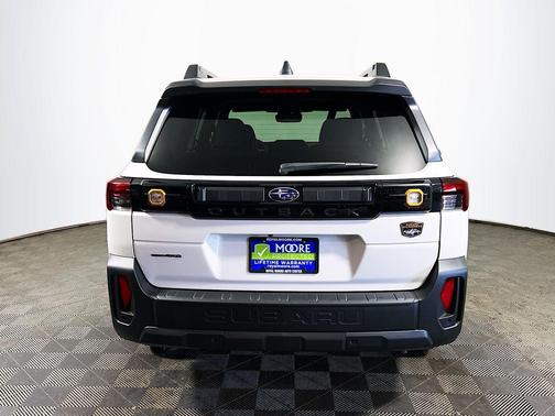 Crystal White Pearl 2026 Subaru Outback Wilderness