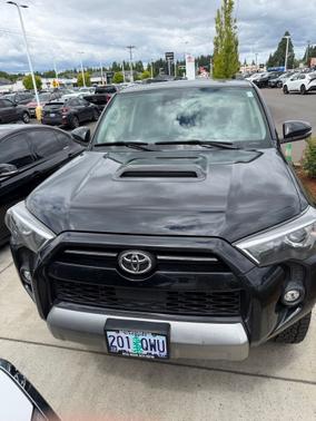 Midnight Black Metallic 2022 Toyota 4Runner TRD Off-Road Premium