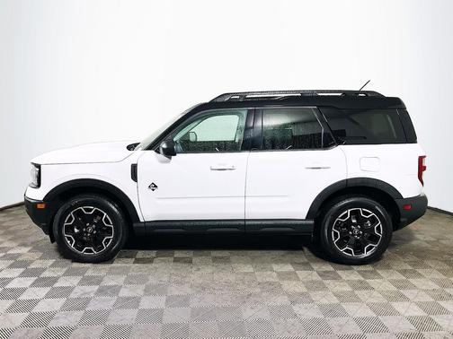 Oxford White 2025 Ford Bronco Sport Outer Banks