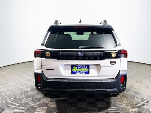 Crystal White Pearl 2026 Subaru Outback Wilderness