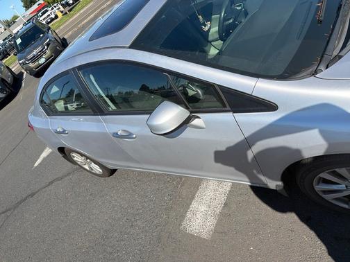 Alabaster Silver Metallic 2012 Honda Civic EX