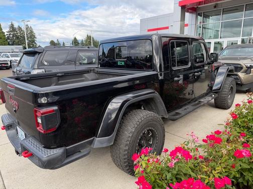 Black Clearcoat 2020 Jeep Gladiator Rubicon