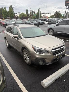 Tungsten Metallic 2018 Subaru Outback 2.5i Premium