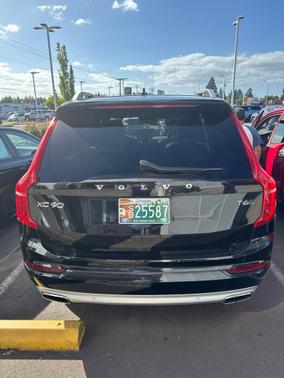Onyx Black Metallic 2018 Volvo XC90 T6 Momentum