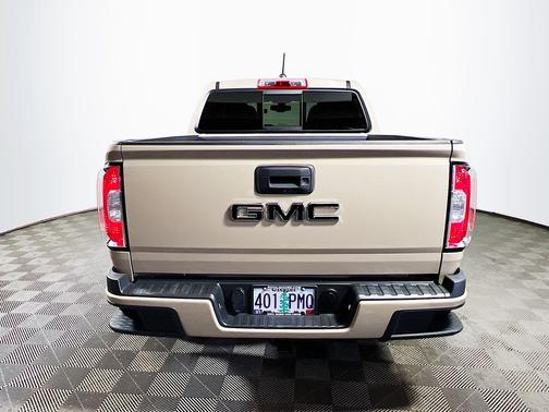 Desert Sand Metallic 2022 GMC Canyon Elevation