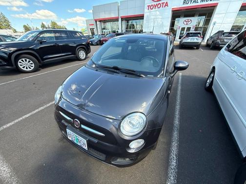 Granito Lucente (Granite Crystal) 2015 FIAT 500 Sport