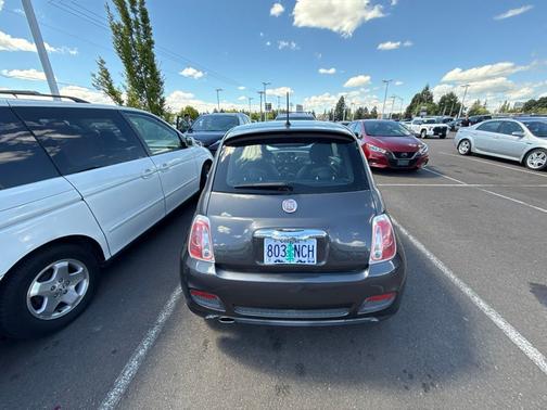 Granito Lucente (Granite Crystal) 2015 FIAT 500 Sport