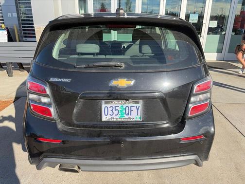 Mosaic Black Metallic 2020 Chevrolet Sonic LT